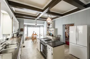Summer at The Mansion (sleeps 1 2) 5600sf - Image 3