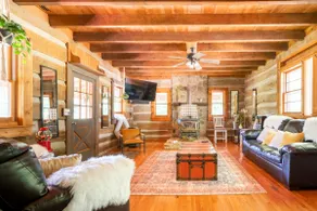 Glorious Log Cabin Retreat with Pool - Image 3