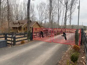 Freedom Farm Cabin - Image 3