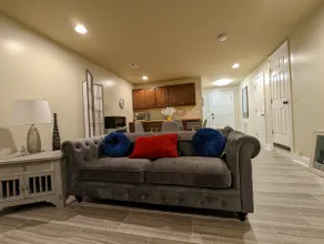 Lower-level apartment w 2 BRs and kitchenette - Image 4