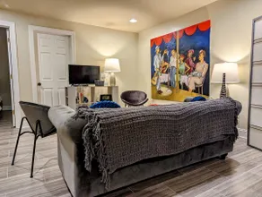 Lower-level apartment w 2 BRs and kitchenette - Image 5