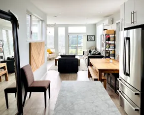 Sunset views with private terrace on Queen Anne - Image 3