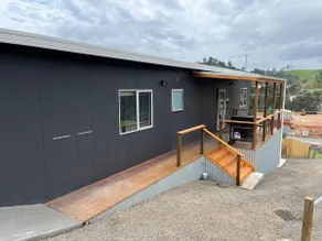 Derby Digs Cabin, 50m from trail head - Image 2