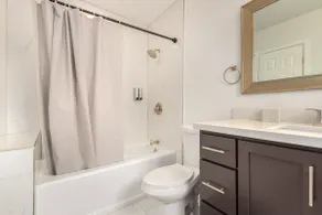 Your Downtown Studio With All Amenities Unit B - Image 3