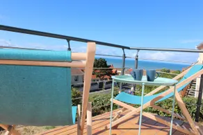 Cottage with sea view - Image 2