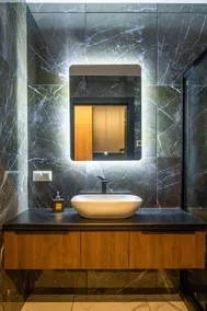 Luxury apartment with Jacuzzi - Image 3