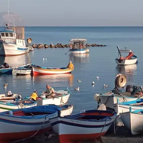 Fisherman's hideaway - Image 2