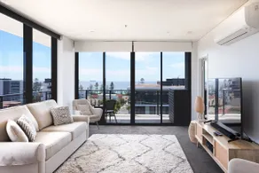 Wollongong Ocean View Apartment - Image 4