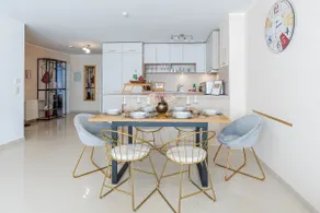 Golden Design • Central & Family Friendly - Image 4