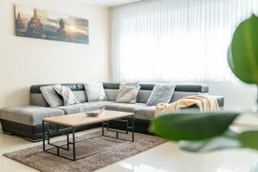 Golden Design • Central & Family Friendly - Image 5