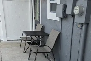 Private guest suite, up to 4 adults, self check-in - Image 3