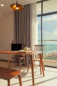 Private Luxury 2 Beds Apartment w/Sea View - Image 3