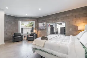 2 bedroom casita w/private yard, dog friendly - Image 2