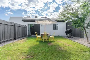 2 bedroom casita w/private yard, dog friendly - Image 3
