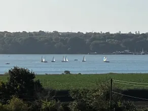 16th century pub with stunning views of the stour - Image 2