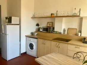 Stunning T2 in Camas - Image 4