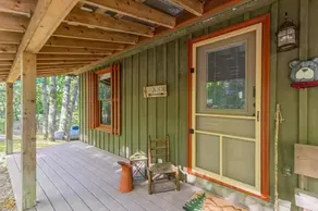 Mountain cabin with loft and view near the lake - Image 4