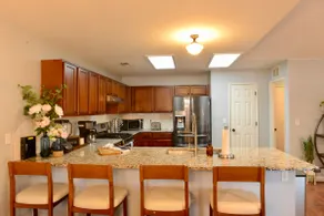 Spacious 4BD Home w EV charger near Sequoia Ntl Pk - Image 4
