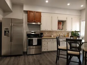 Charming Urban Retreat near Downtown Kitchener - Image 3