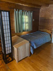 Cabin on East Grand - Image 4