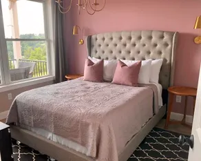 one bedroom condo with a view - Image 3