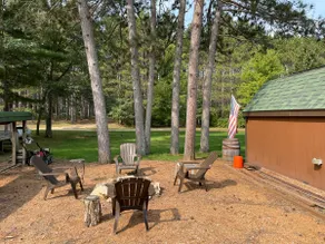 Cozy Midcentury Cabin near Dells & Castlerock Lake - Image 5