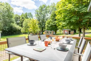 3 bedroom wooden chalet, central area - Image 5