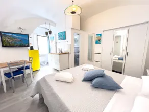 Amalfi Center Studio - Image 4