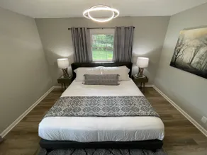 Clean, quiet, pet friendly in the beautiful Boro! - Image 2