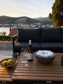 Cosy apartment with a sea view - Image 2
