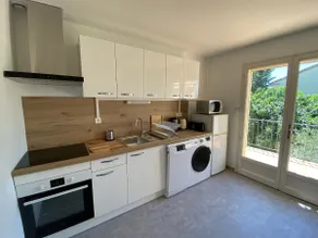 70sqm flat in a villa, city center, garden, quiet - Image 3