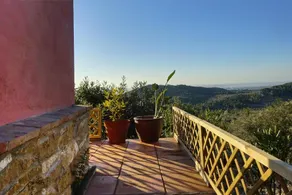 Rural home, a quiet paradise with view of the sea - Image 5