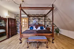 *The little castle* with heated pool and sauna - Image 4