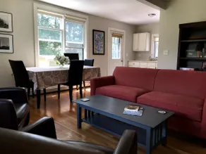Cozy 1-bdrm apt in a historic Bungalow in York, ME - Image 5
