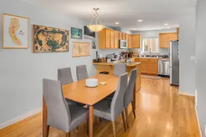 Comfortable 3 bedroom townhouse with home gym. - Image 5