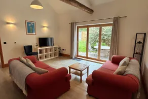 Converted Stables 4BR 3 ensuite Sleeps 8 - Image 3