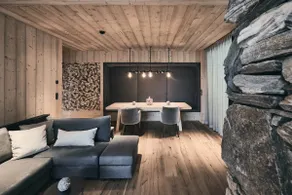 Luxurious chalet on the edge of the forest with private jacuzzi - Image 5