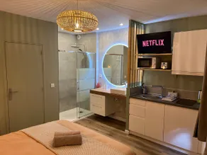 ”Cocooning” studio in downtown Honfleur - Image 2