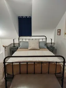 Elegant 2 bedroom/2 bath apartment with fireplace - Image 3