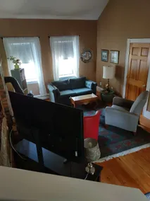 Elegant 2 bedroom/2 bath apartment with fireplace - Image 2