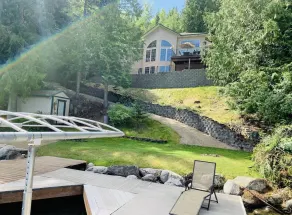 Gorgeous waterfront home Pend Oreille River-Lake - Image 2
