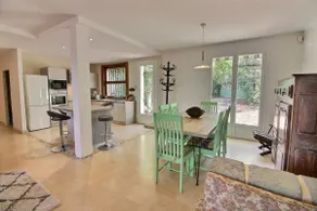 Quiet house with large wooded garden - Image 5