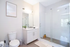 Chic 1 bed Apt + Rooftop & Gym - Downtown Stamford - Image 2