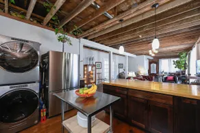 Romantic NYC inspired loft 5 min from downtown - Image 3