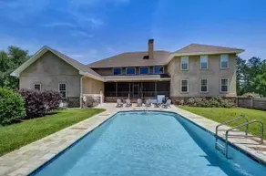 Luxury 16-acre Horse Property and Wedding Venue - Image 5