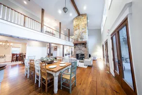 Luxury 16-acre Horse Property and Wedding Venue - Image 4