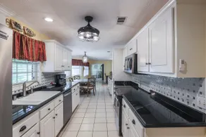 Home Near Sand Mtn Park |Sleeps 10| fenced yard - Image 3