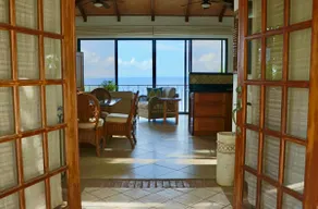 Ocean View - Villa MarLeta- Infinity Plunge Pool - Two Ensuites - Walk to Beach. - Image 2