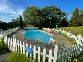2 Bedroom new renovation Condo/Pool/ River Access - Image 5