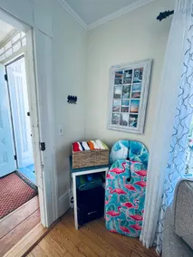 Comfy & Cozy Apartment with Free Parking - Image 5